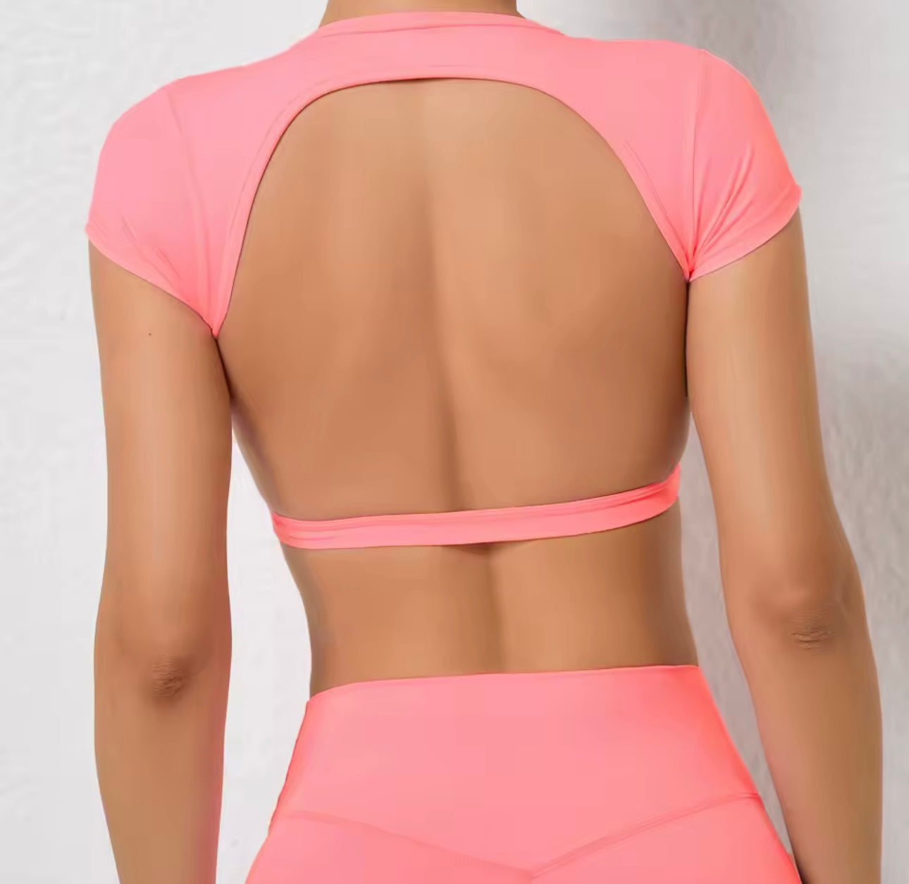Women’s Backless Workout Tee