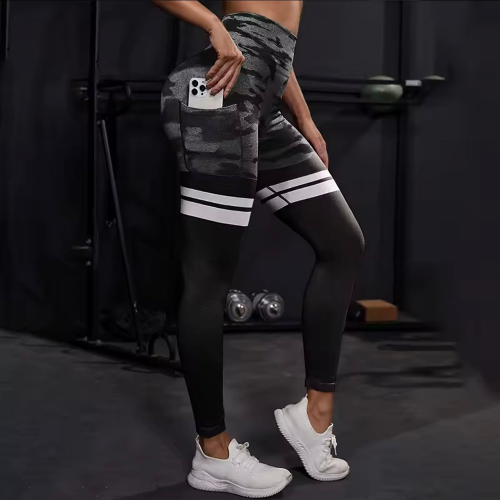 Waist Sculpt & Support Aesthletic Fit Camo Style Leggings